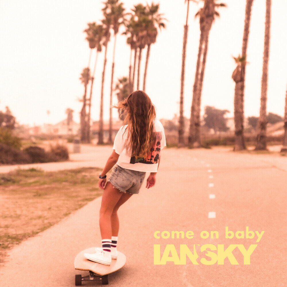 Алиса двачевская на фоне заката. Back-to-nature-come-back-to-me. Ночное небо романтика. Уединение. Come back.