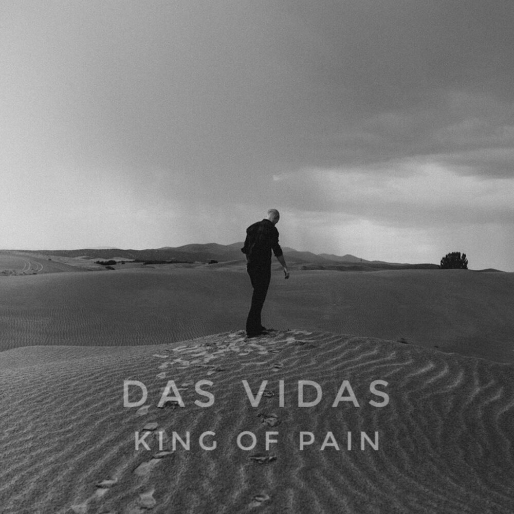 Космонавт на фиолетовом фоне. Привет космос. Неизвестность и неопределенность. Das vidas. Das vidas.