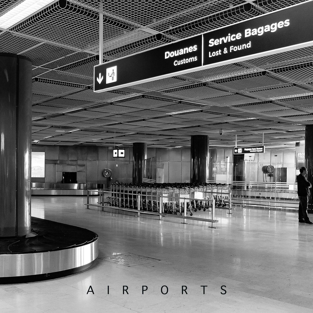 аэропорт симферополь внутри. Airport listening. пассажиры в аэропорту очередь. люди в аэропорту. песня аэропорт обложка.