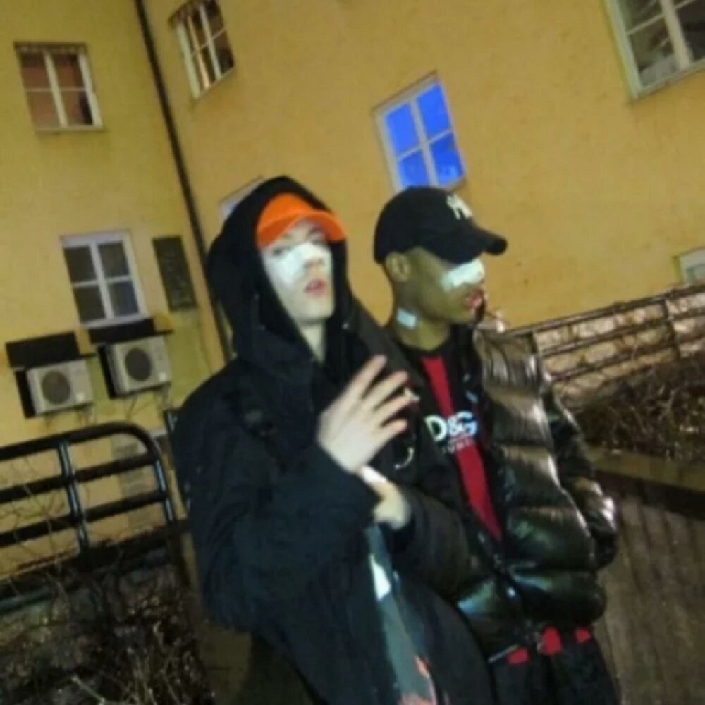 Gang archive. Bladee ecco2k. Bladee x ecco2k. Ecco2k шведский певец. Plastic Surgery Bladee, ecco2k.