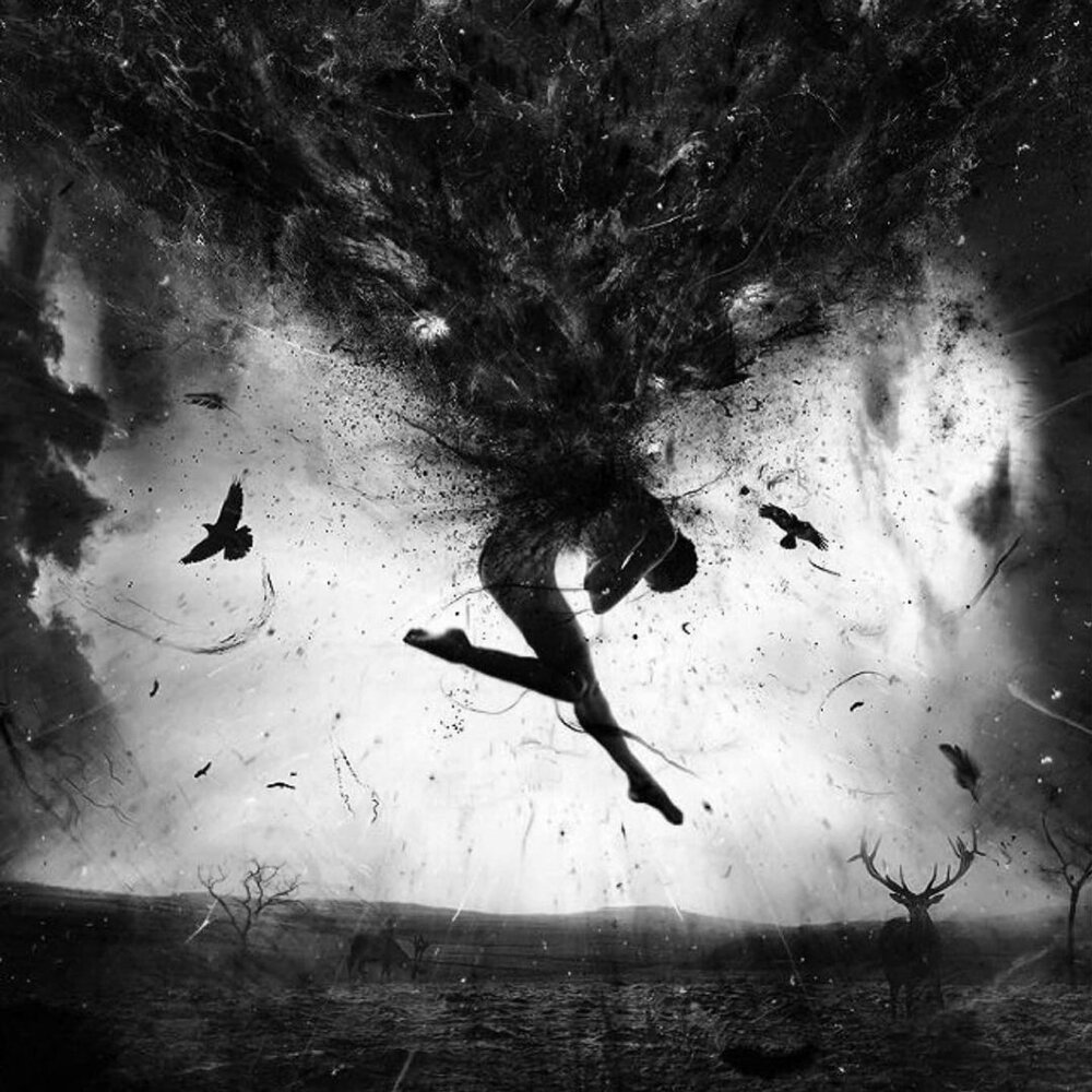 Растворился в воздухе. Туман в голове. Девушка растворяется. Девушка рассыпается. Девушка растворяется.