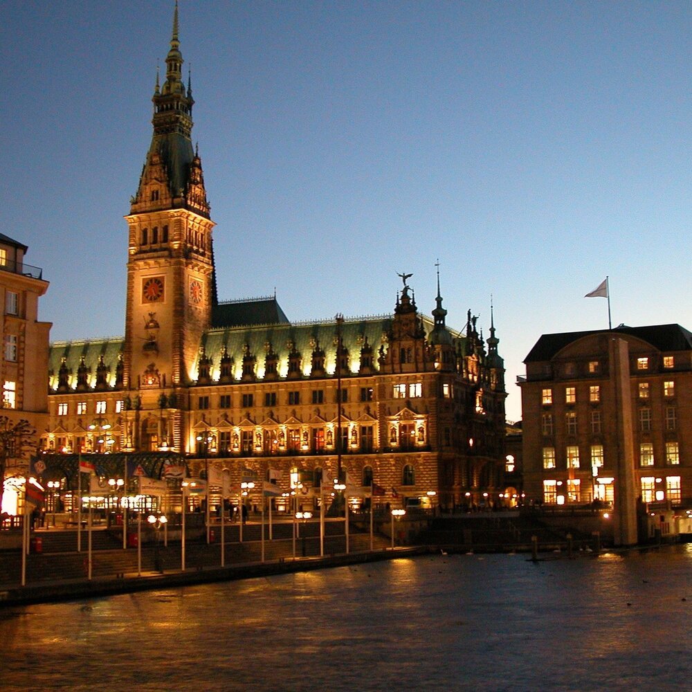 Hamburg Rathaus Town Hall photos
