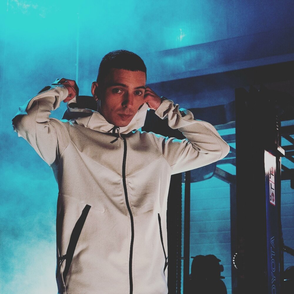 By myself. Статусы про винишко. Can trust. Любовные таблички. Brand you can trust.