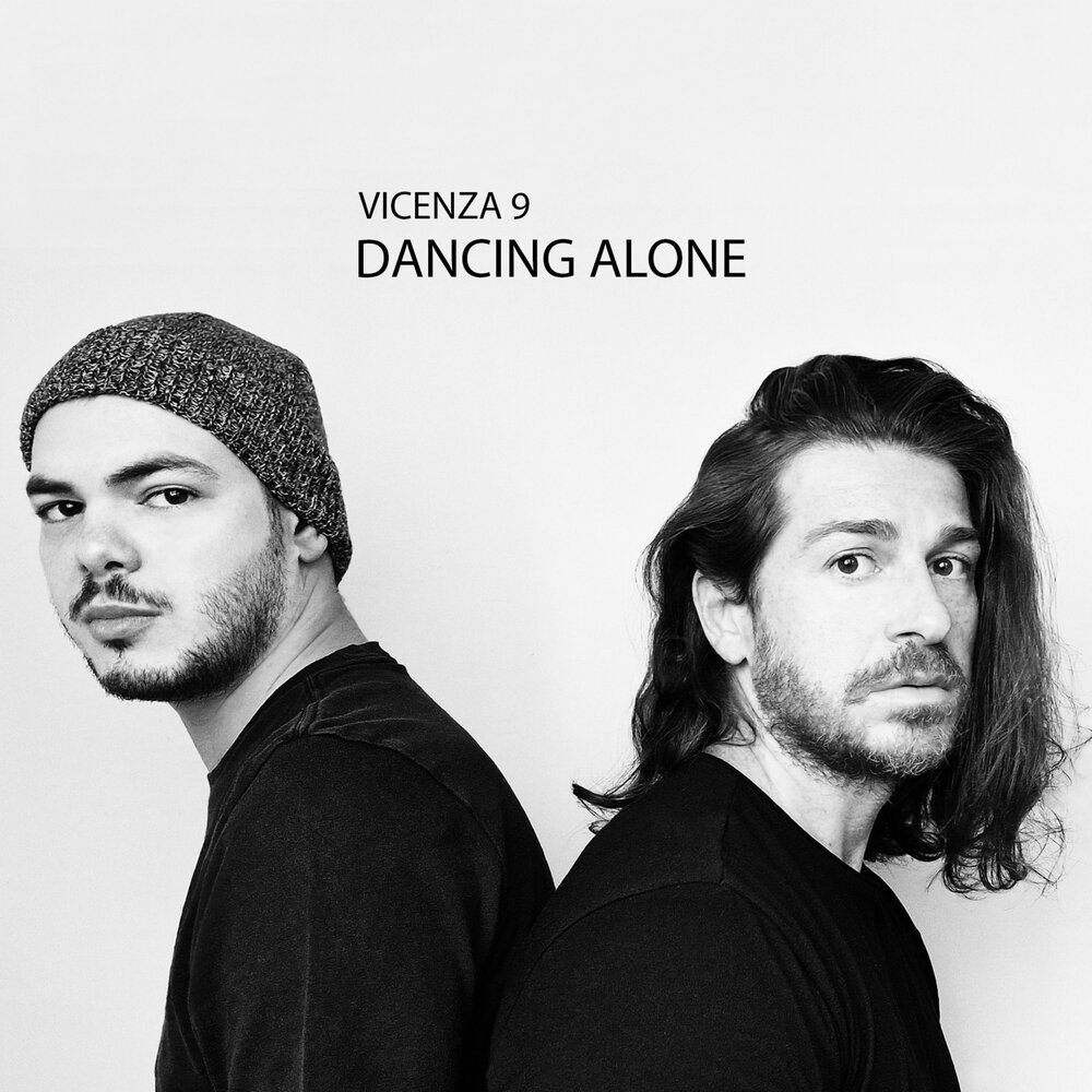 Песня alone dance. Dancing alone. Алон данс песня. Песня alone dance. Alone dance.