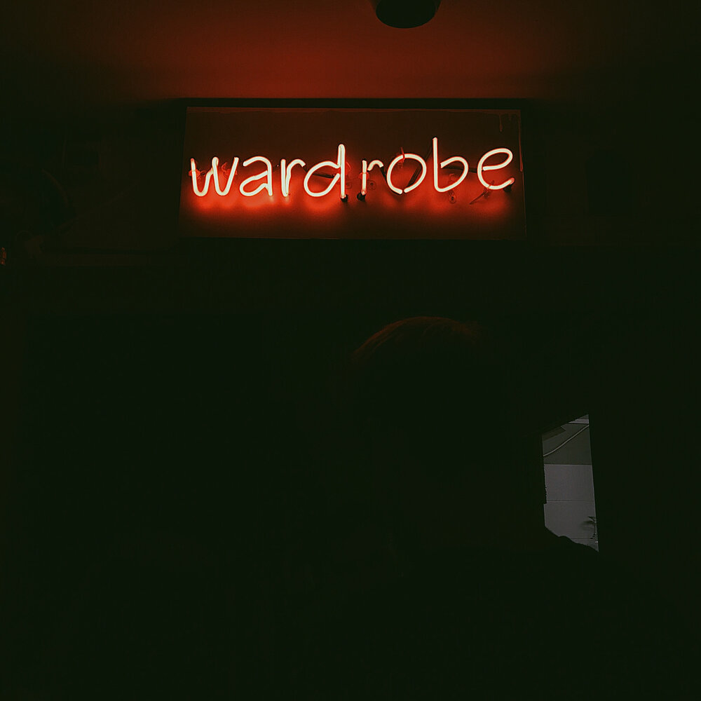 Песня baby got. Wardrobe Neon.