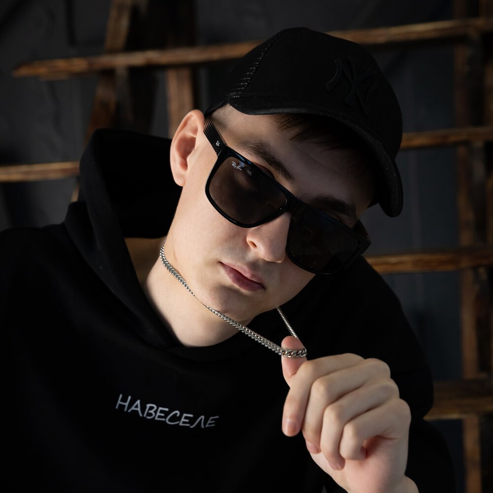 Plvtina. Plvtina кто это. Plvtina music. Plvtina кто это. Plvtina.