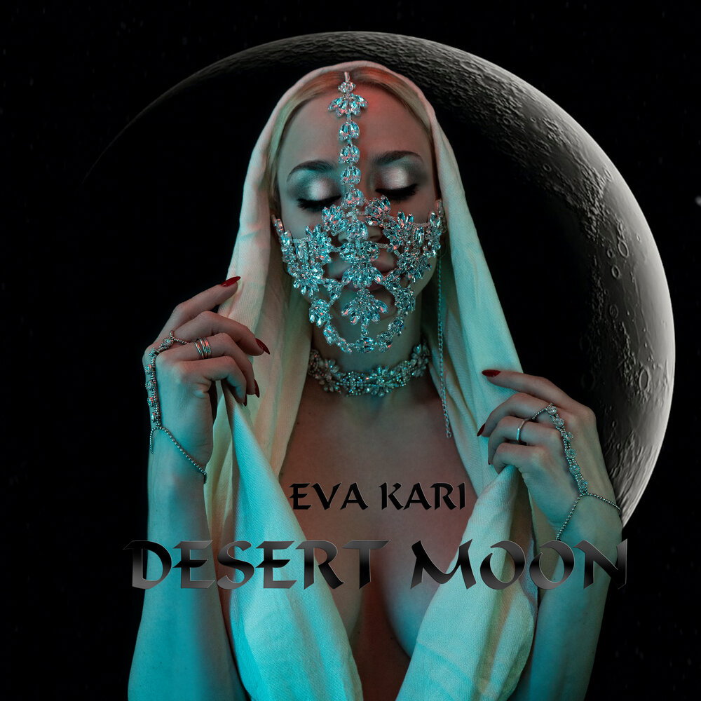 Eva Kari. Desert Moon. Eva moons