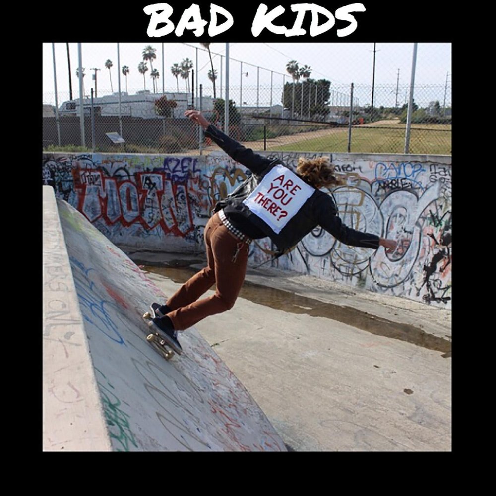 Monday quote friday. My leg hurts. Leg hurts. Bad child песня автор. Стул мем.