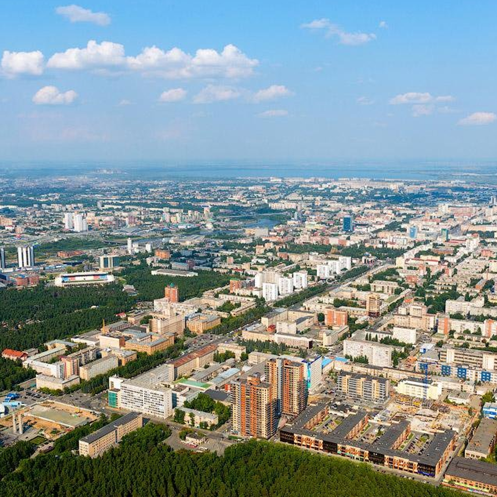 Сколько лет челябинску. Челябинск с высоты птичьего полета. Города Урала Челябинск. Город Челябинск с высоты птичьего полета. Челябинск центр с высоты птичьего полета.