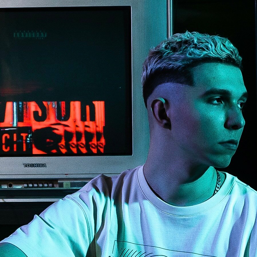 Рэп атом. Певец gone fludd. Гон фладд 2017. Рэп атом. Атом минимализм.