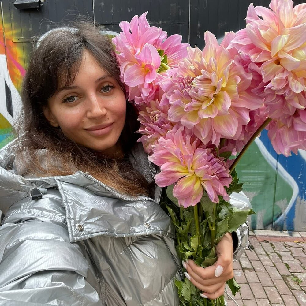 ресторан true cost на таганке. True cost flowers. True cost flowers. True cost ресторан еда. True cost рочдельская.