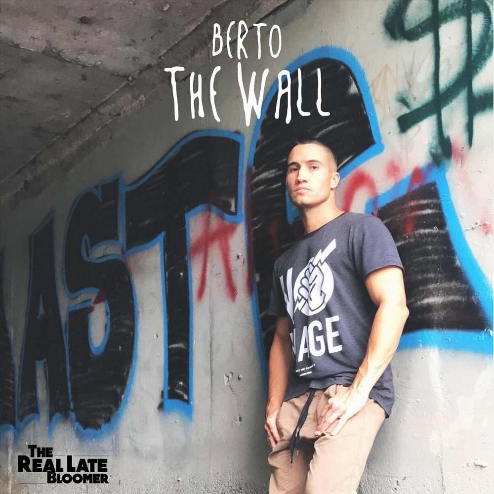 Next chamber петер розенберг. Женщина спешит. Realized late. Mike zombie. Realized late.