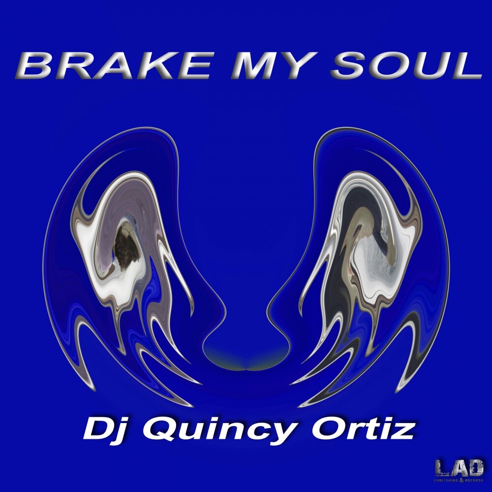 Дж елайя. Quincy ortiz. Клуб диджей черное. Dj quincy. Dj quincy.