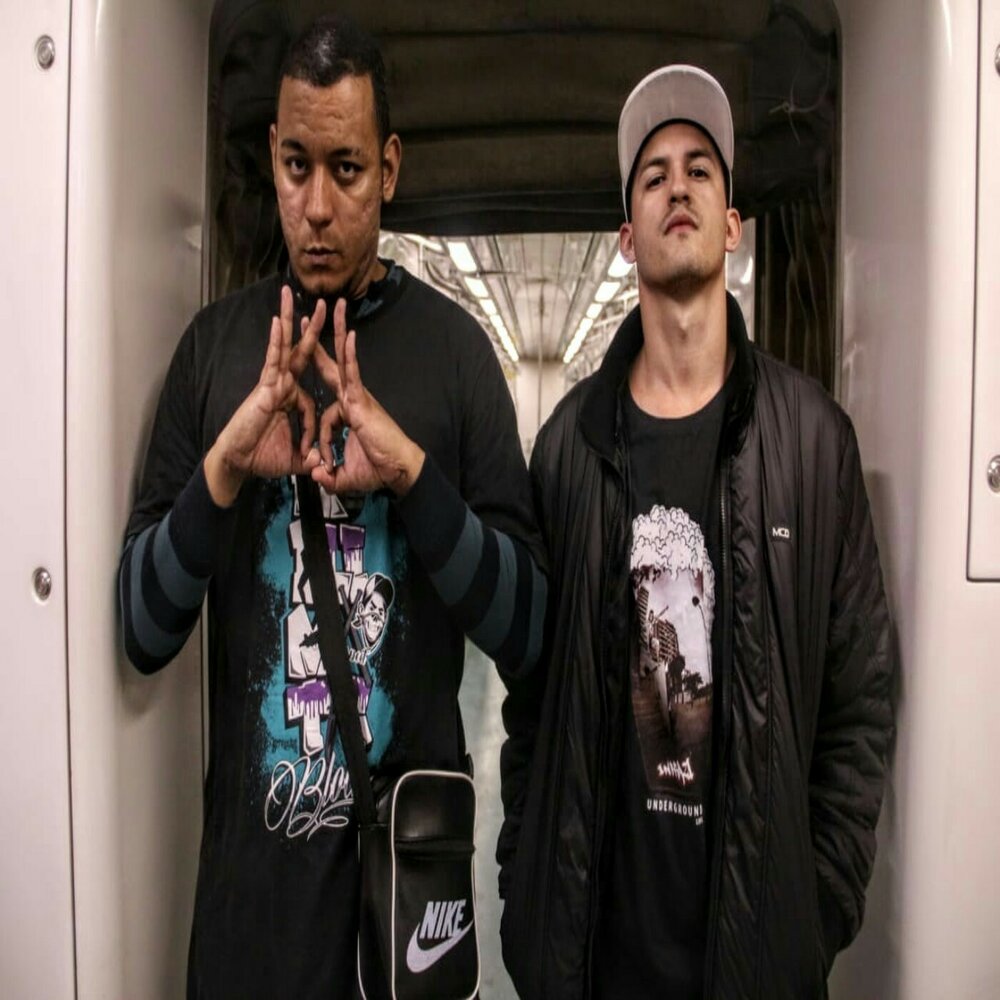 Бурито солист. Слушать песню буриты. Бурито певец жена. Ёлка ты знаешь. Солист группы бурито.