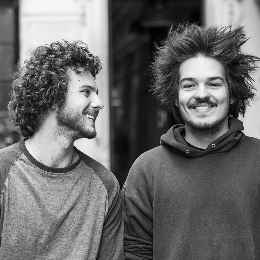 Milky chance. Philipp Dausch Milky chance. Milky chance down by the River.