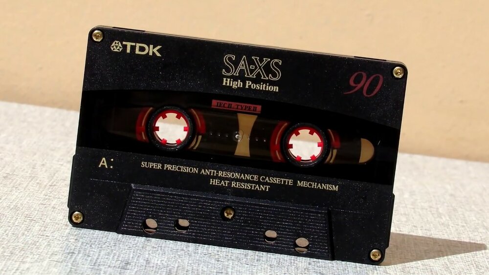 Звуки 90 х. Аудио кассеты 90 годов / Compact Cassette 90s. Аудиокассета TDK ad 90. Аудиокассета TDK sa 90. TDK 1982 Compact Cassette.
