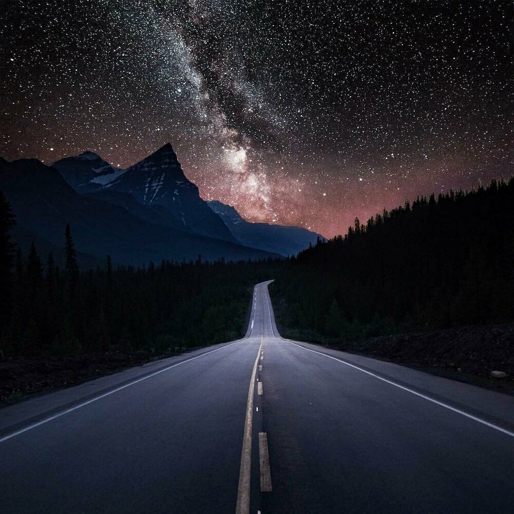 молния в космосе. Moving in the night. дорога ночью. дорога скорость ночь клипарт. темное ночное небо.