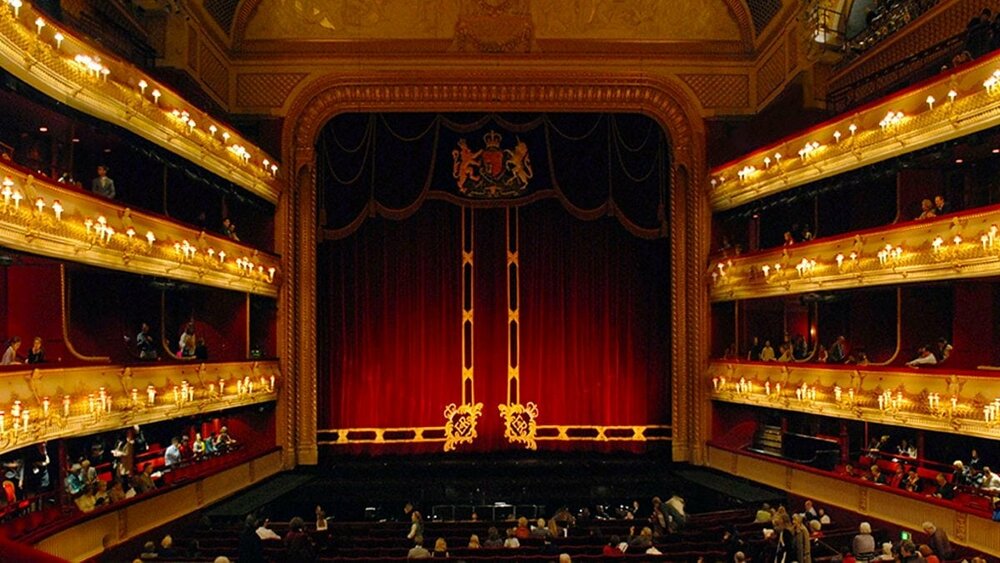 Ковент Гарден опера зал. Королевский театр Дании. Когда и где образовался театр Ковент. Слушать английскую оперу