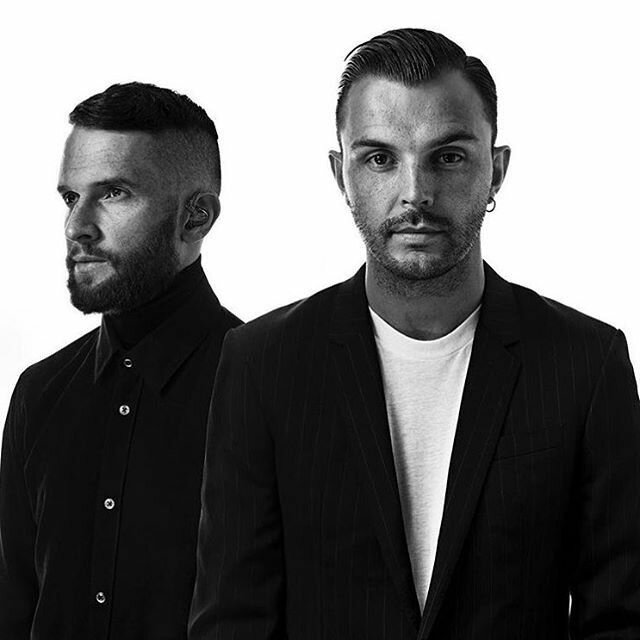 Хартс. Hurts Band. Theo группа. Музыкальная группа hurts ,bj. Ларк Хартс группа.