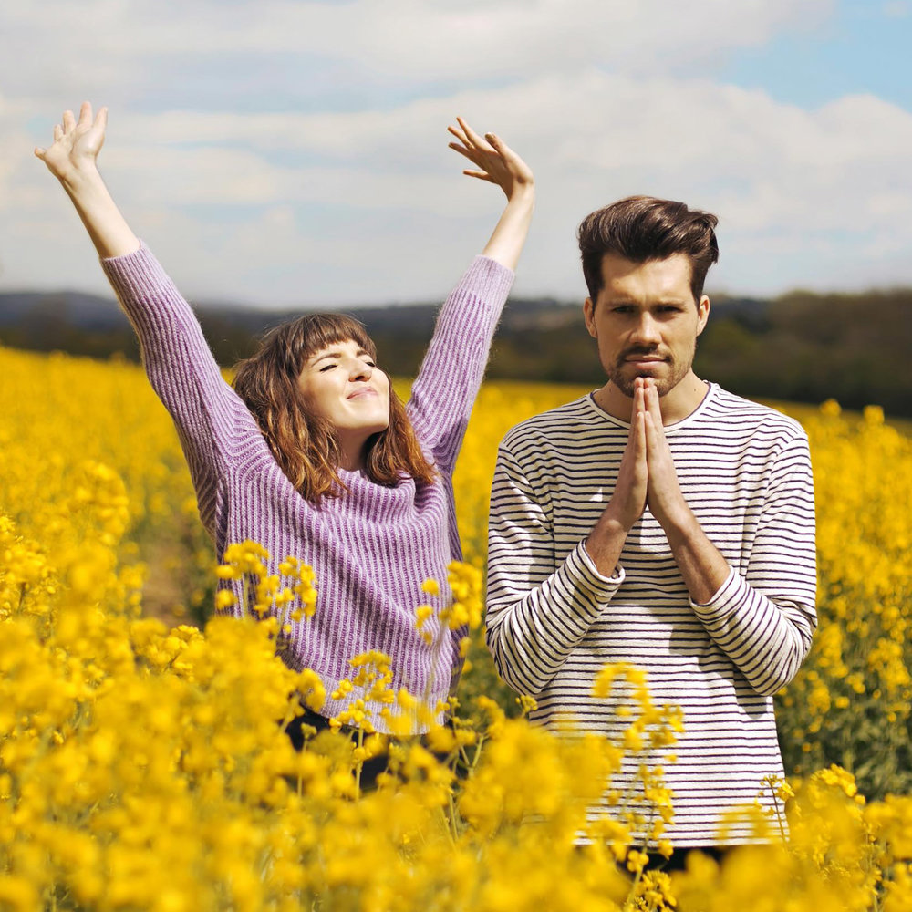 This is wonder. вумен мем. This is wonder. гигантская девушка. чудо женщина богиня.