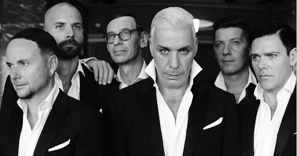 Лучшие песни рамштайн. Rammstein. Группа рамштайн. Состав группы рамштайн. Rammstein коллектив.