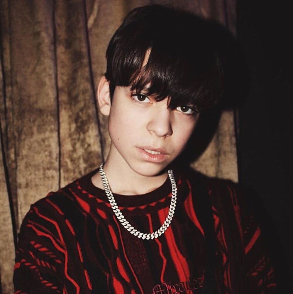 молодой платон певец. студент фото обычное. обычные люди студенты. молодой платон репер. молодой платон рэпер.