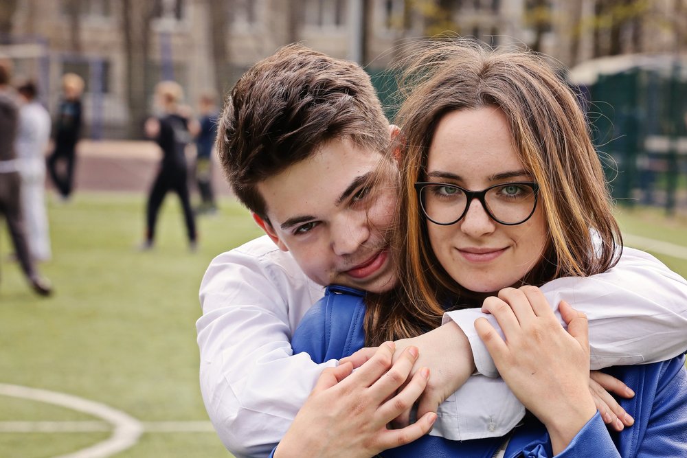 Ксюша и настя. Ксюша я тебя люблю. Ксюша мультик. Полина и арина. Прикольные картинки с именем леха.