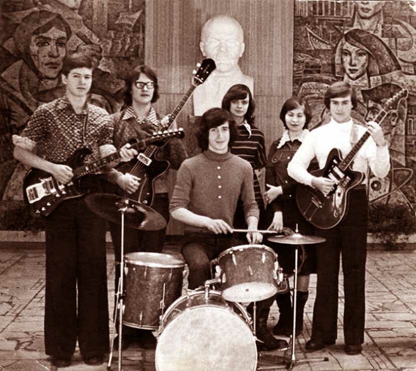 виа 60-х годов. золотые шлягеры ссср. группа весёлые ребята барыкин. вокально инструментальный ансамбль самоцветы 70. виа 60-70-80.