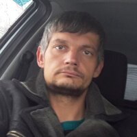 Илья Коломиец